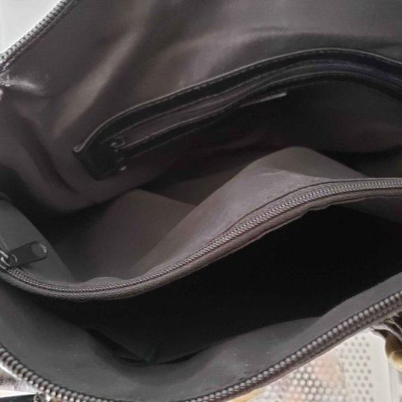 Genuine Leather Medium Size Bag - Picture 7 of 12